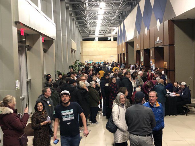 Hallway fills with Bettendorf Democrats